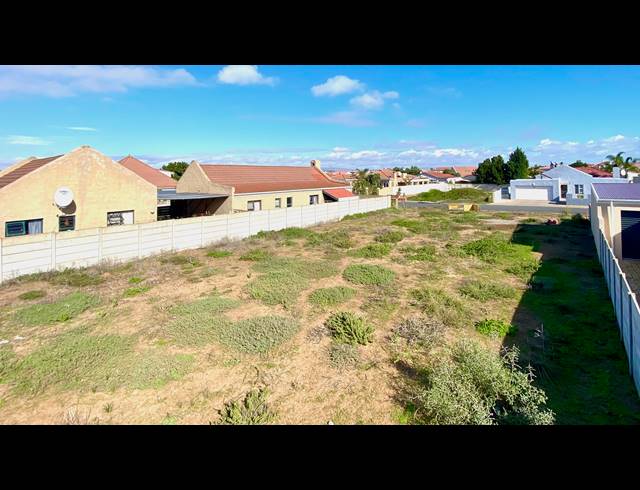569M² VACANT LAND FOR SALE IN PORT OWEN